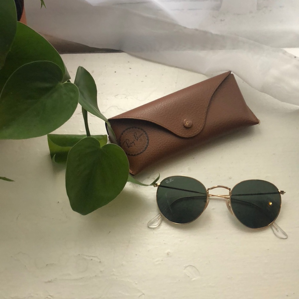 Round Metal Classic Ray-Bans!